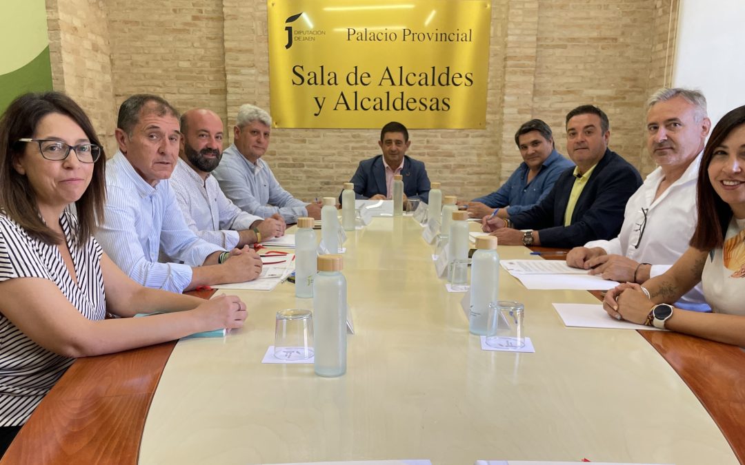 FIRMA CONVENIO PLAN DE COMARCALIZACIÓN DE LA ACCIÓN DEPORTIVA Y CULTURAL 2025 DE LAS COMARCAS DE JAÉN